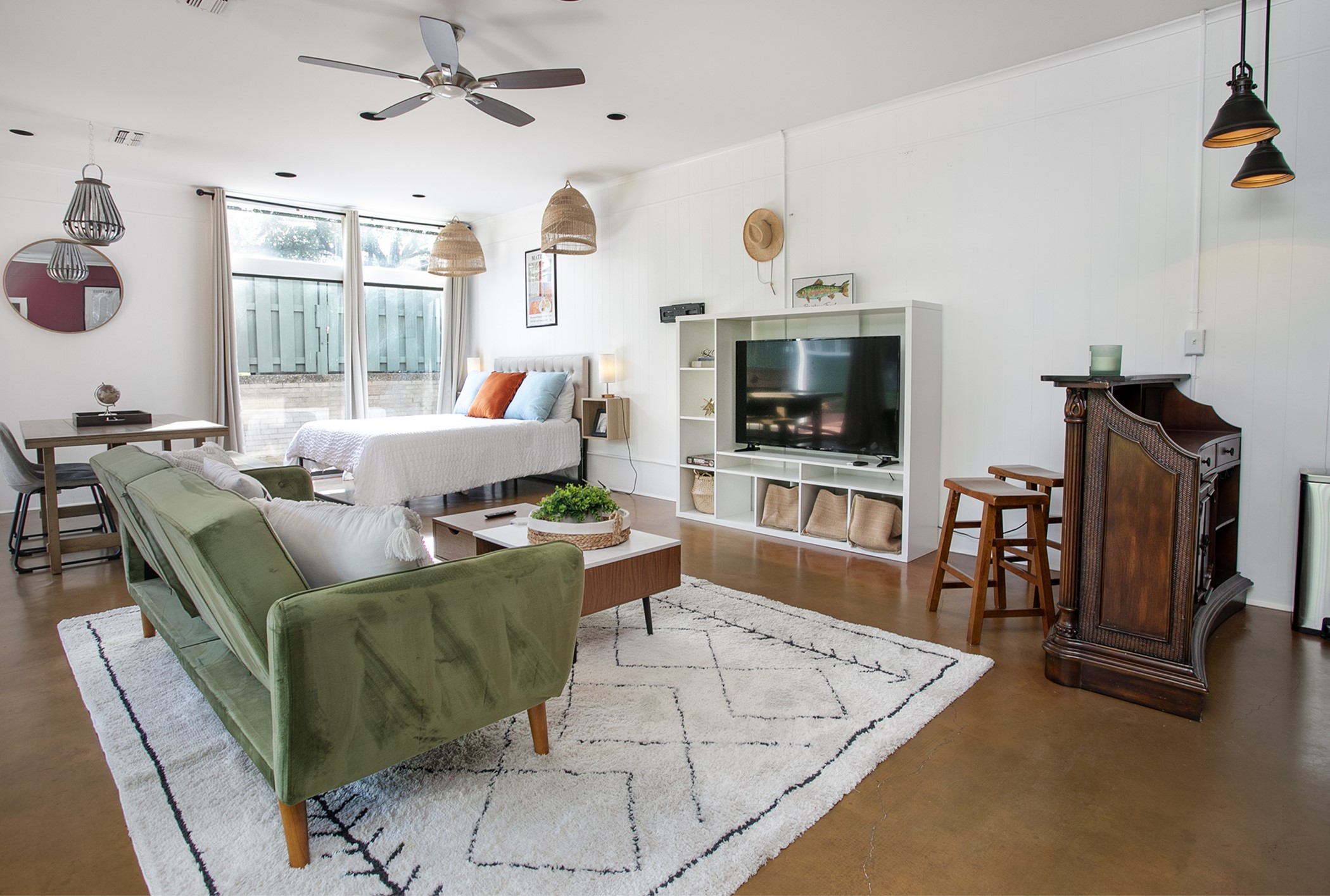 2017 Hilltop Drive Tyler TX 75701