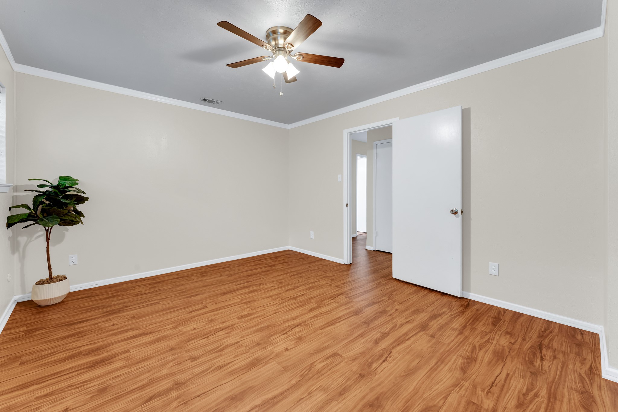 3908 Wildwood Euless TX 76040