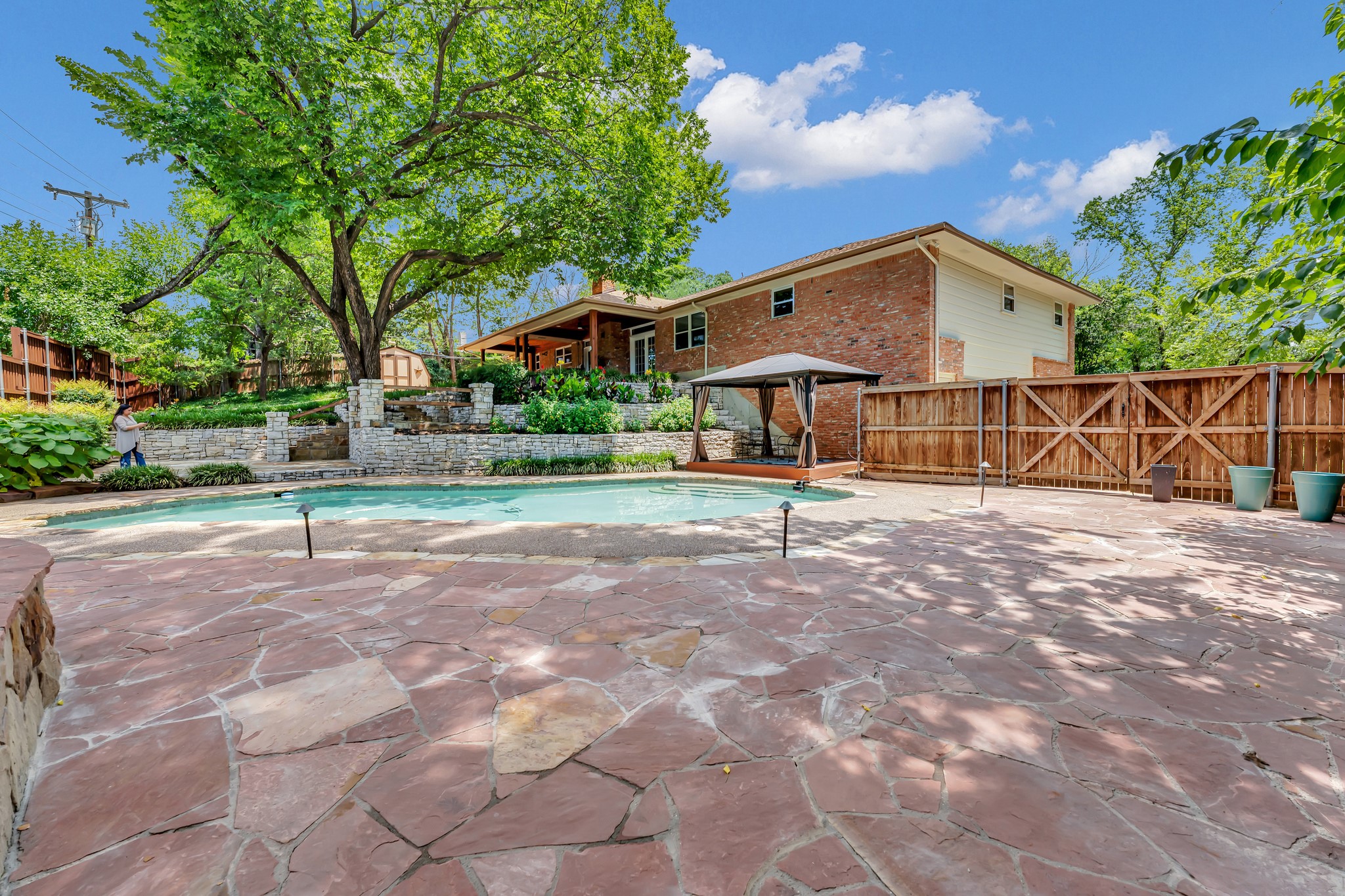 3908 Wildwood Euless TX 76040