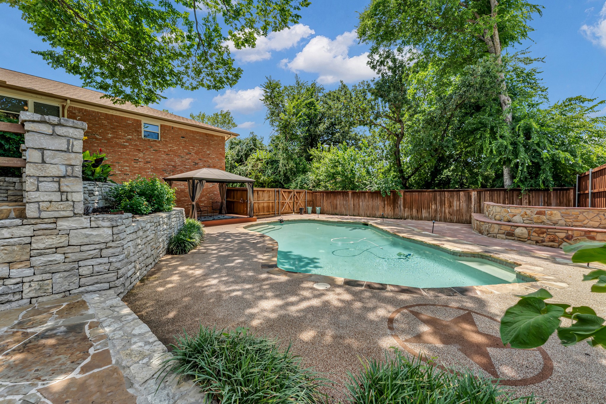 3908 Wildwood Euless TX 76040