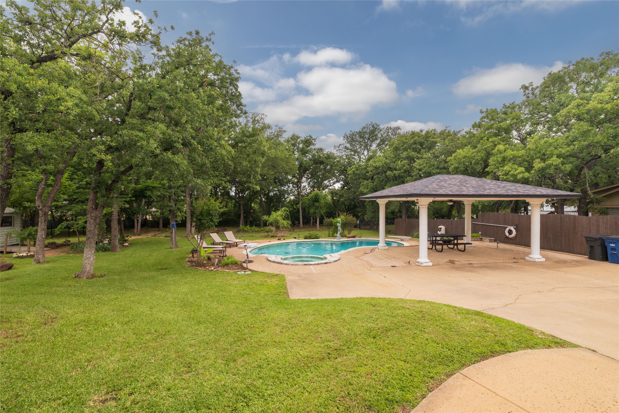 8601 Clay Hibbins Road Keller TX 76248