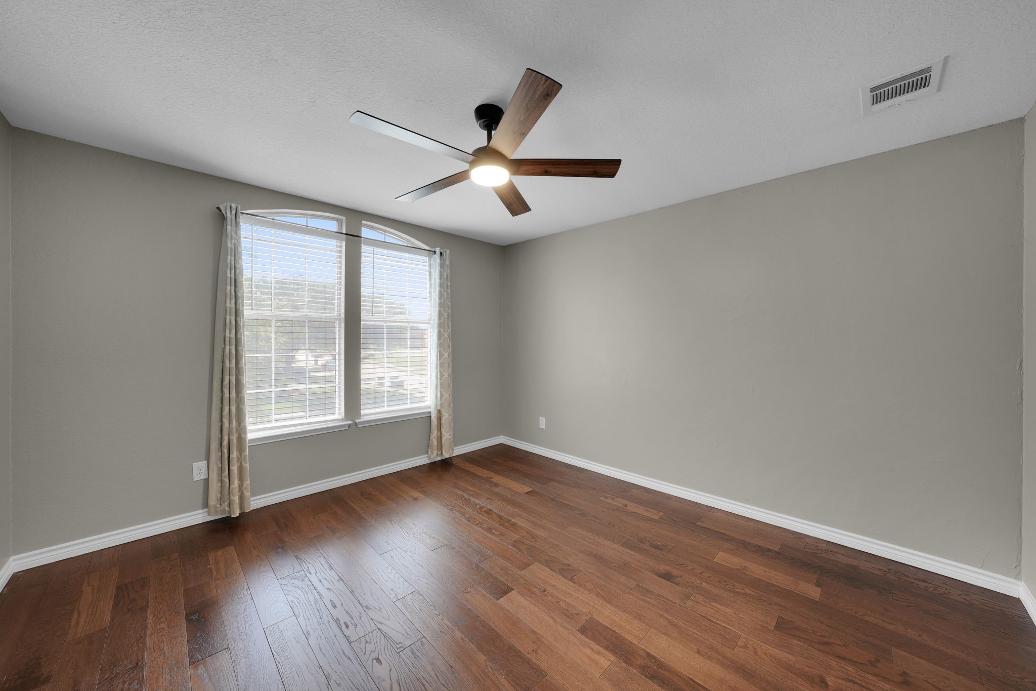 2436 Sweet Grass Trail Flower Mound TX 75028