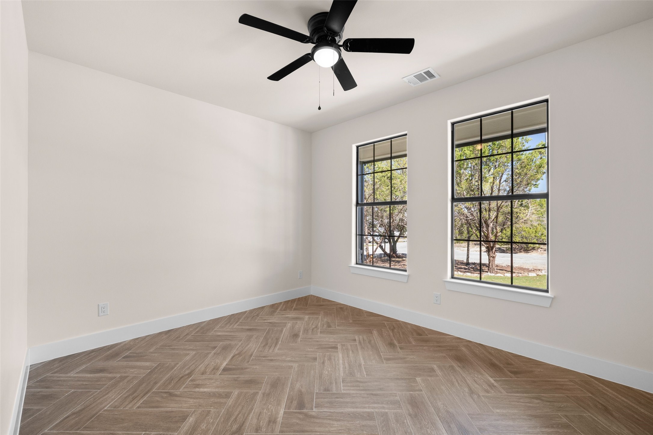 2418 Beverly Drive Granbury TX 76048