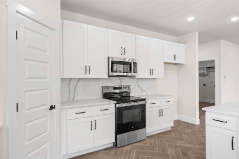 2418 Beverly Drive Granbury TX 76048
