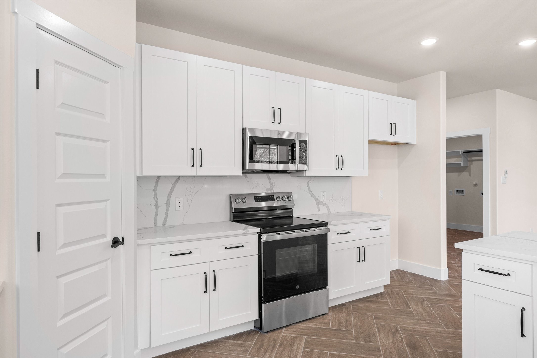 2418 Beverly Drive Granbury TX 76048
