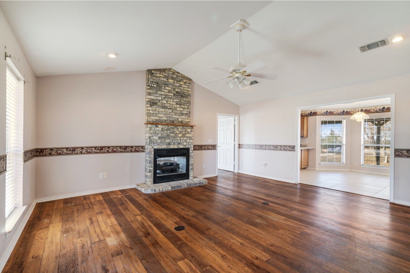 3754 County Road 11300 Paris TX 75462