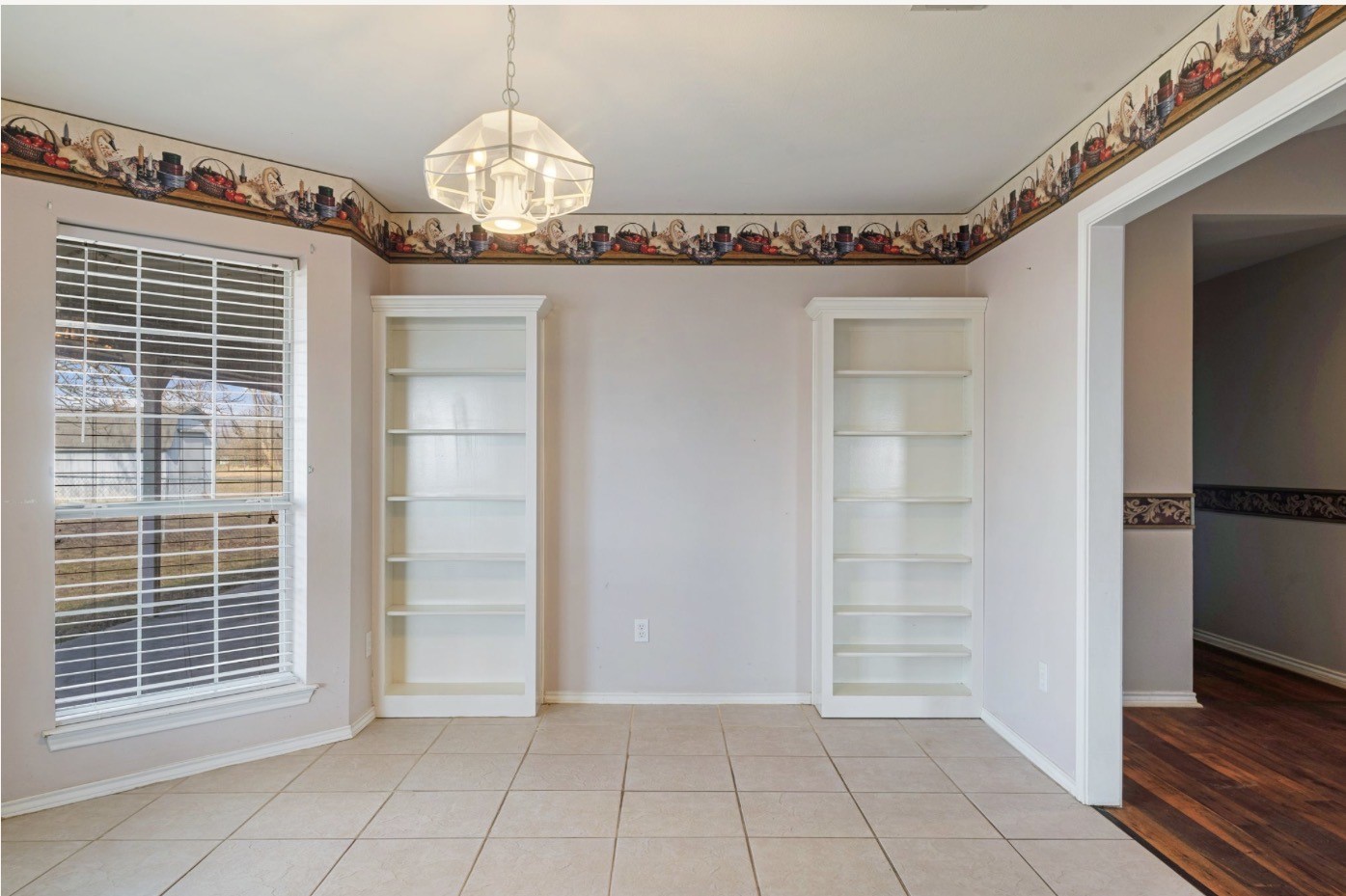 3754 County Road 11300 Paris TX 75462