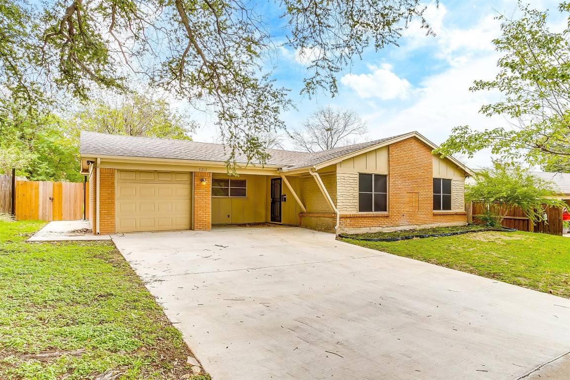5213 Cockrell Avenue Fort Worth TX 76133