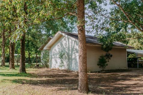 1609 County Road 2626 Wells TX 75976