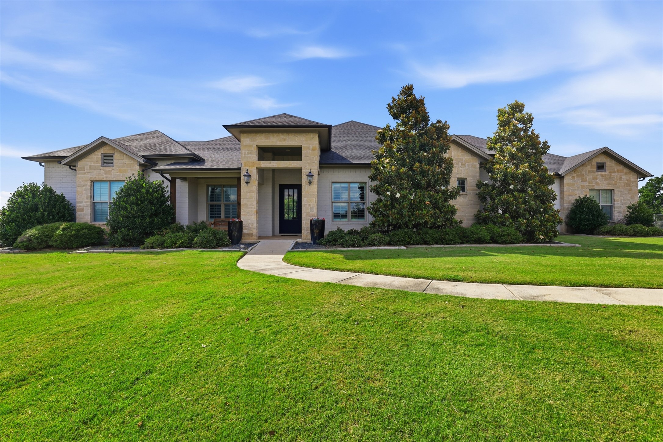 697 E Canyon Creek Lane Weatherford TX 76087