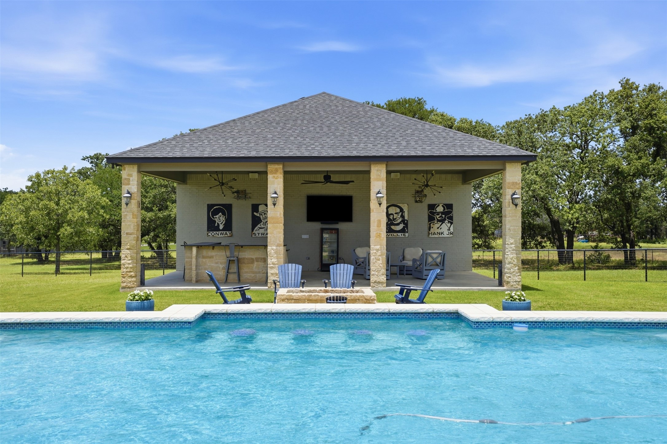 697 E Canyon Creek Lane Weatherford TX 76087