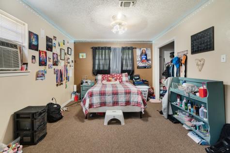 1705 W Taylor Street Clarksville TX 75426
