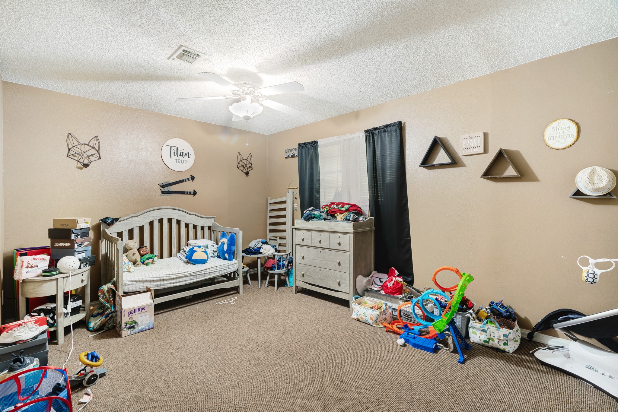 1705 W Taylor Street Clarksville TX 75426