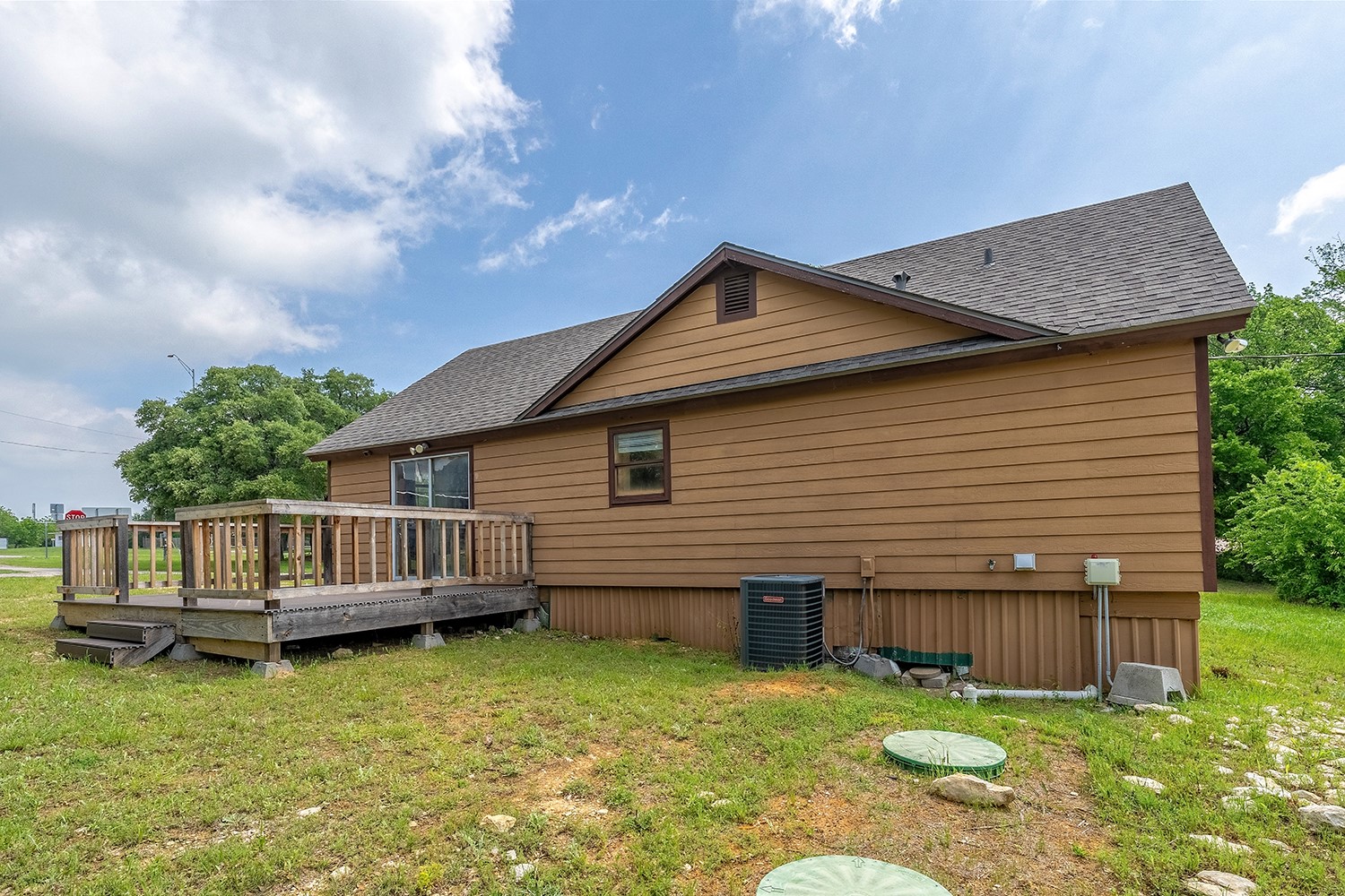 371 Spring Street Forestburg TX 76239