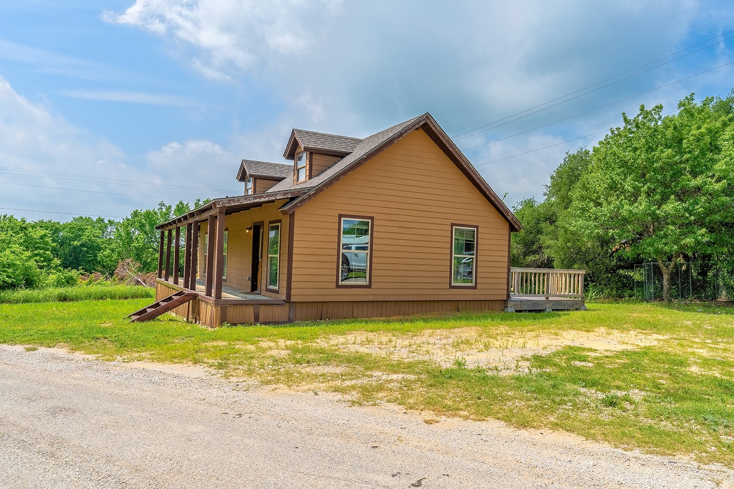 371 Spring Street Forestburg TX 76239