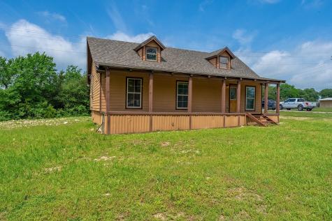 371 Spring Street Forestburg TX 76239