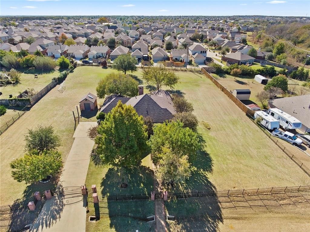 9201 Quail Meadows Lane Aubrey TX 76227