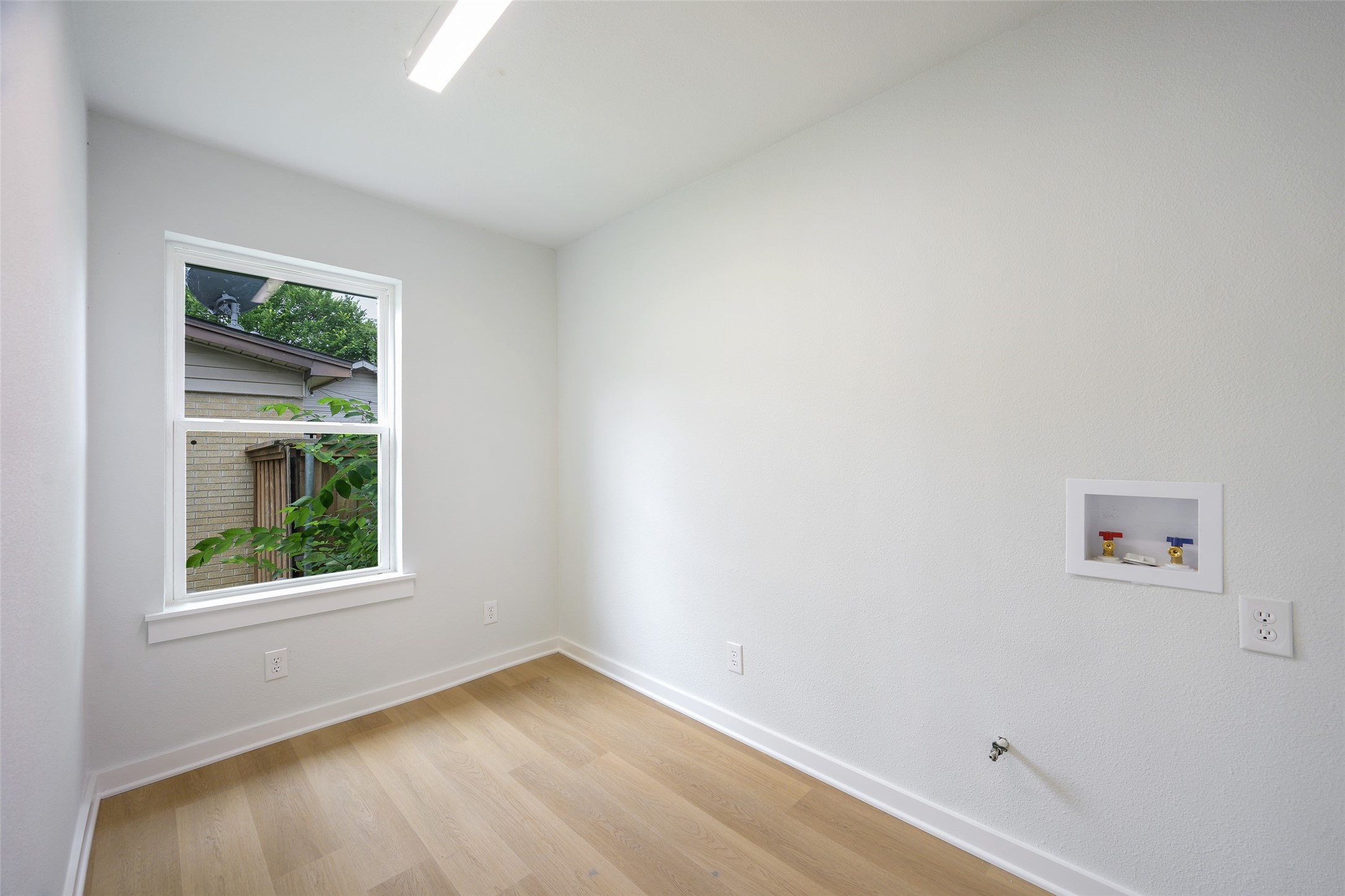 10877 Mandalay Drive Dallas TX 75228