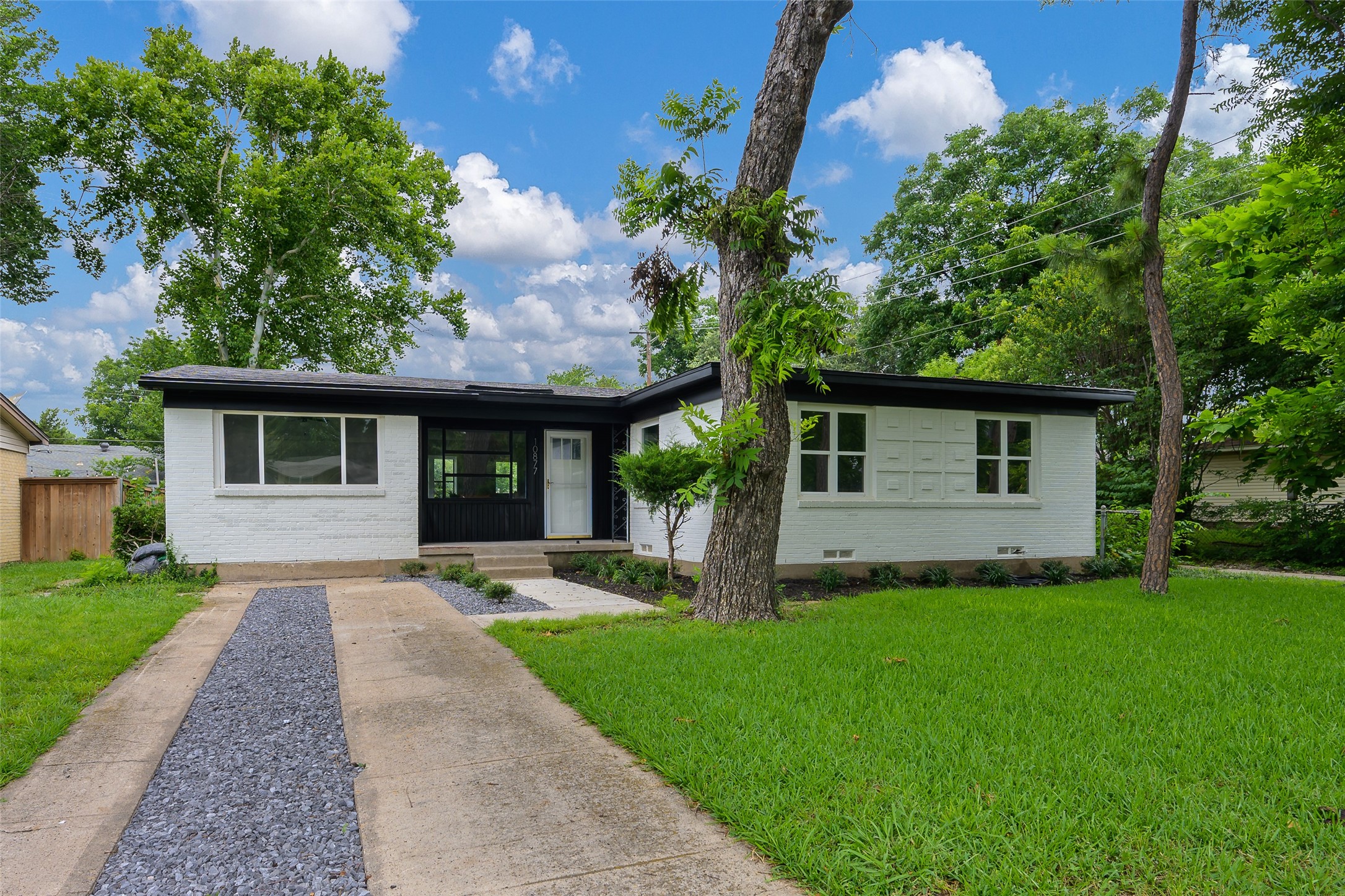 10877 Mandalay Drive Dallas TX 75228