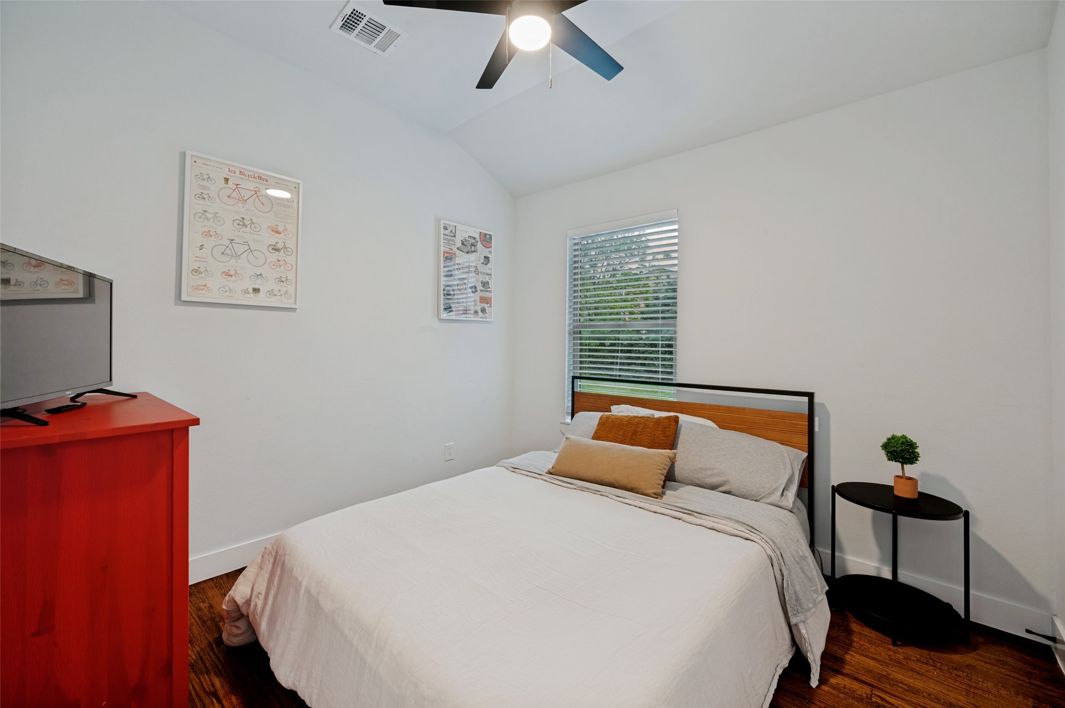 506 N Chestnut Street Mckinney TX 75069