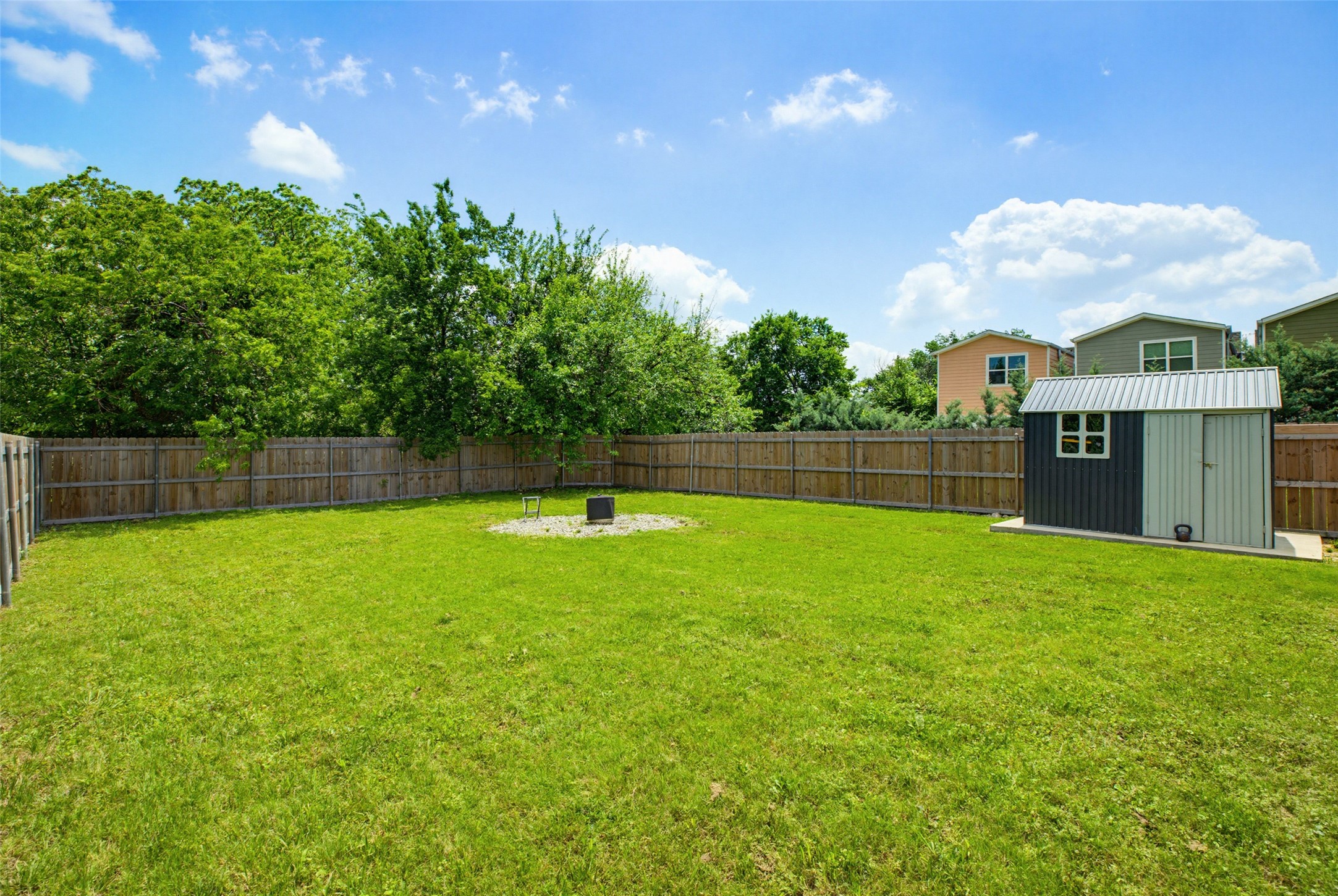 506 N Chestnut Street Mckinney TX 75069