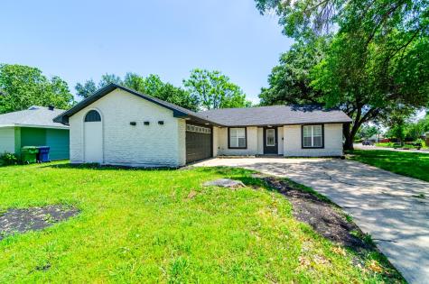 466 Woodmere Drive Garland TX 75043
