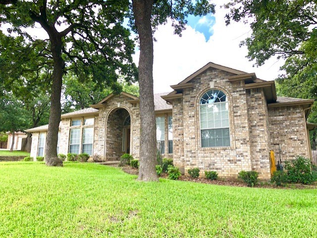 804 Buffalo Court Crowley TX 76036