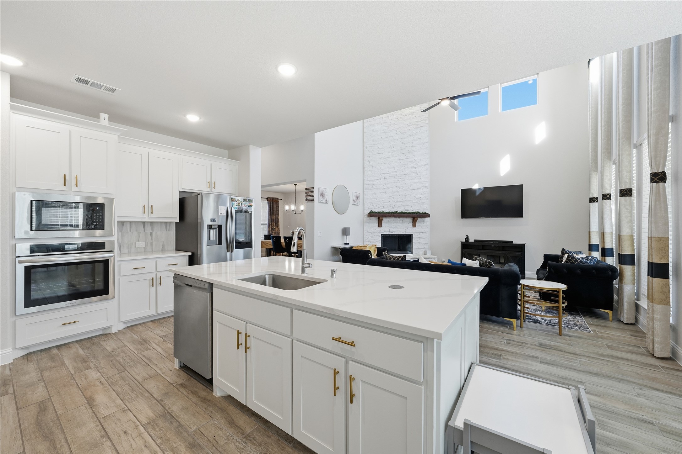 1026 Stillmeade Drive Midlothian TX 76065