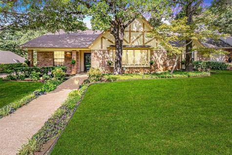 2708 Woodside Drive Arlington TX 76016
