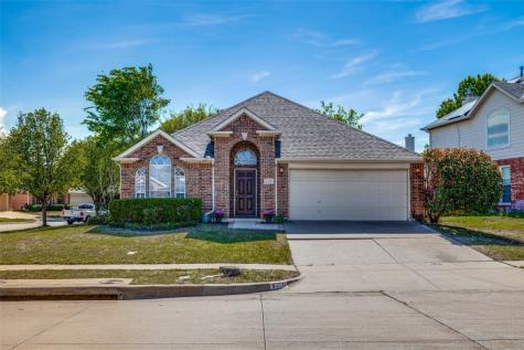 4770 Parkmount Drive Fort Worth TX 76137