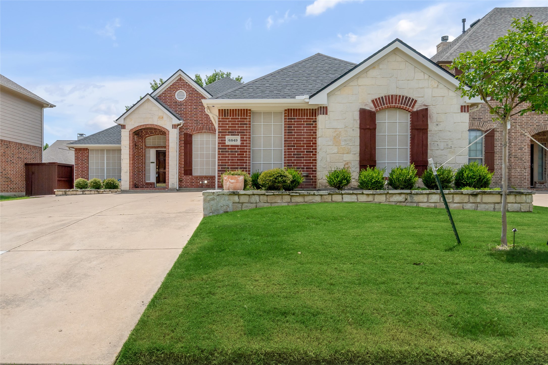 6849 Shoreway Drive Grand Prairie TX 75054