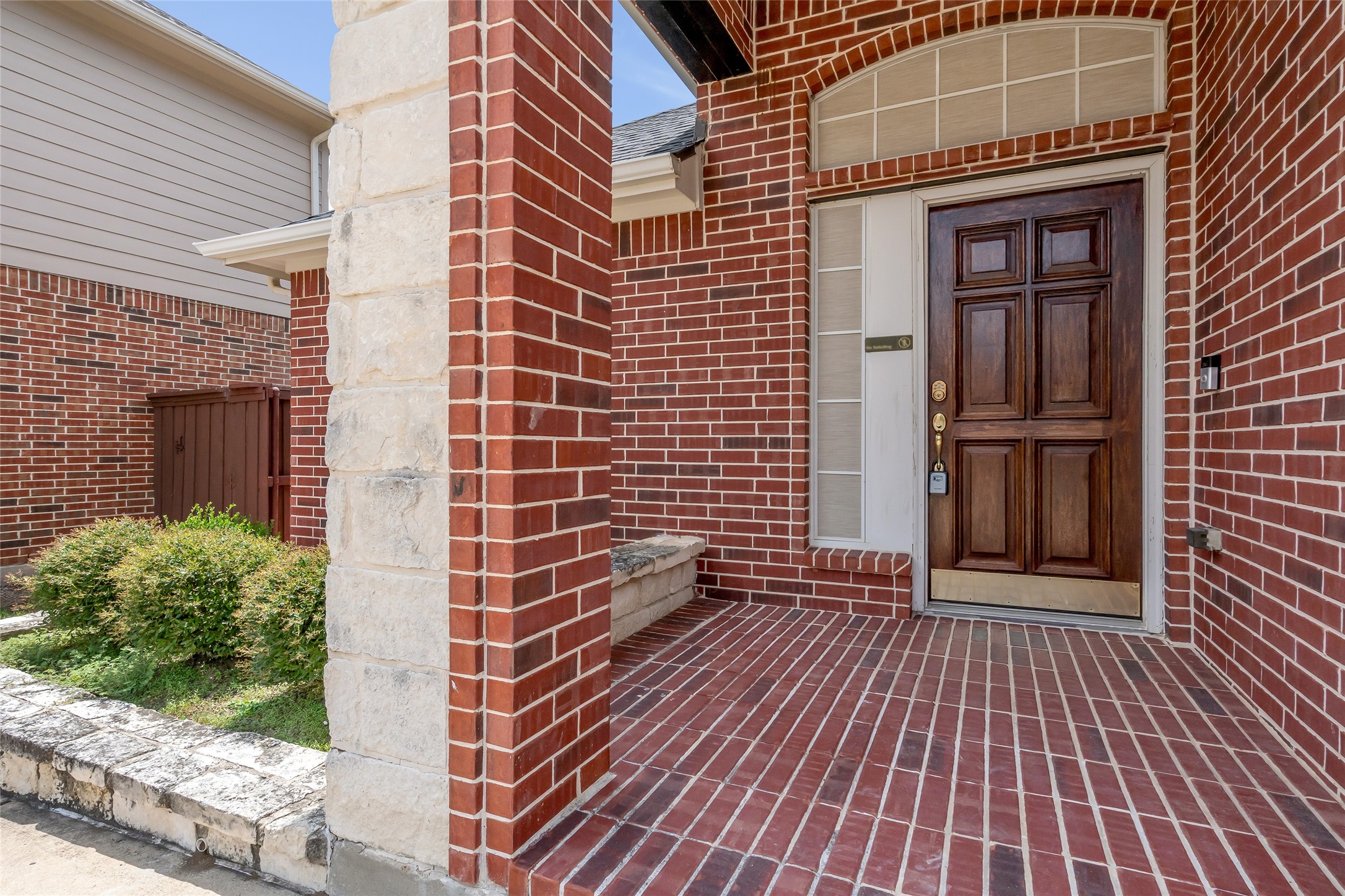 6849 Shoreway Drive Grand Prairie TX 75054