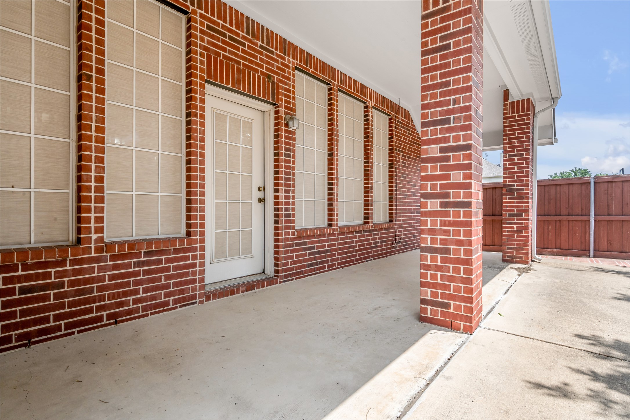 6849 Shoreway Drive Grand Prairie TX 75054