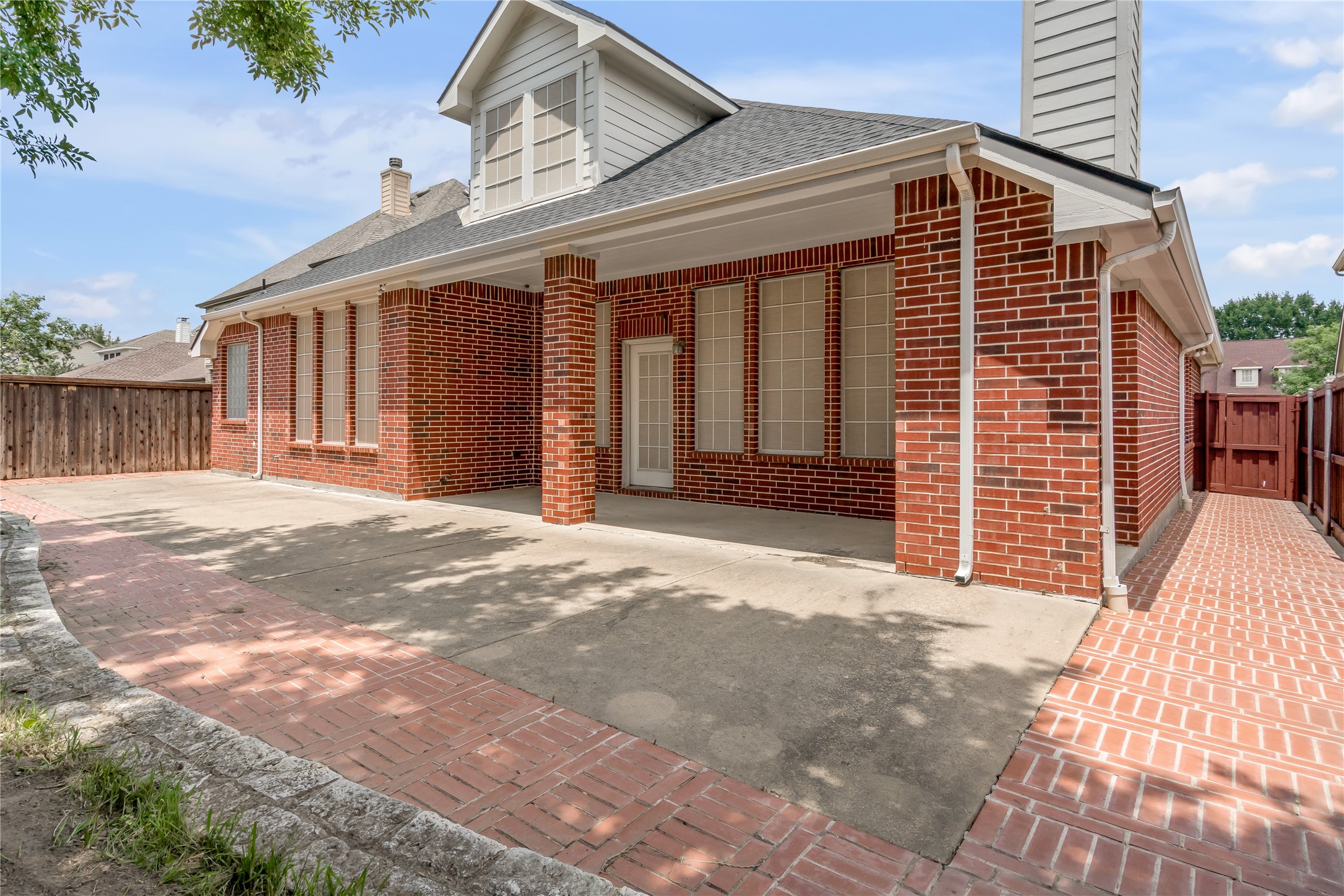 6849 Shoreway Drive Grand Prairie TX 75054