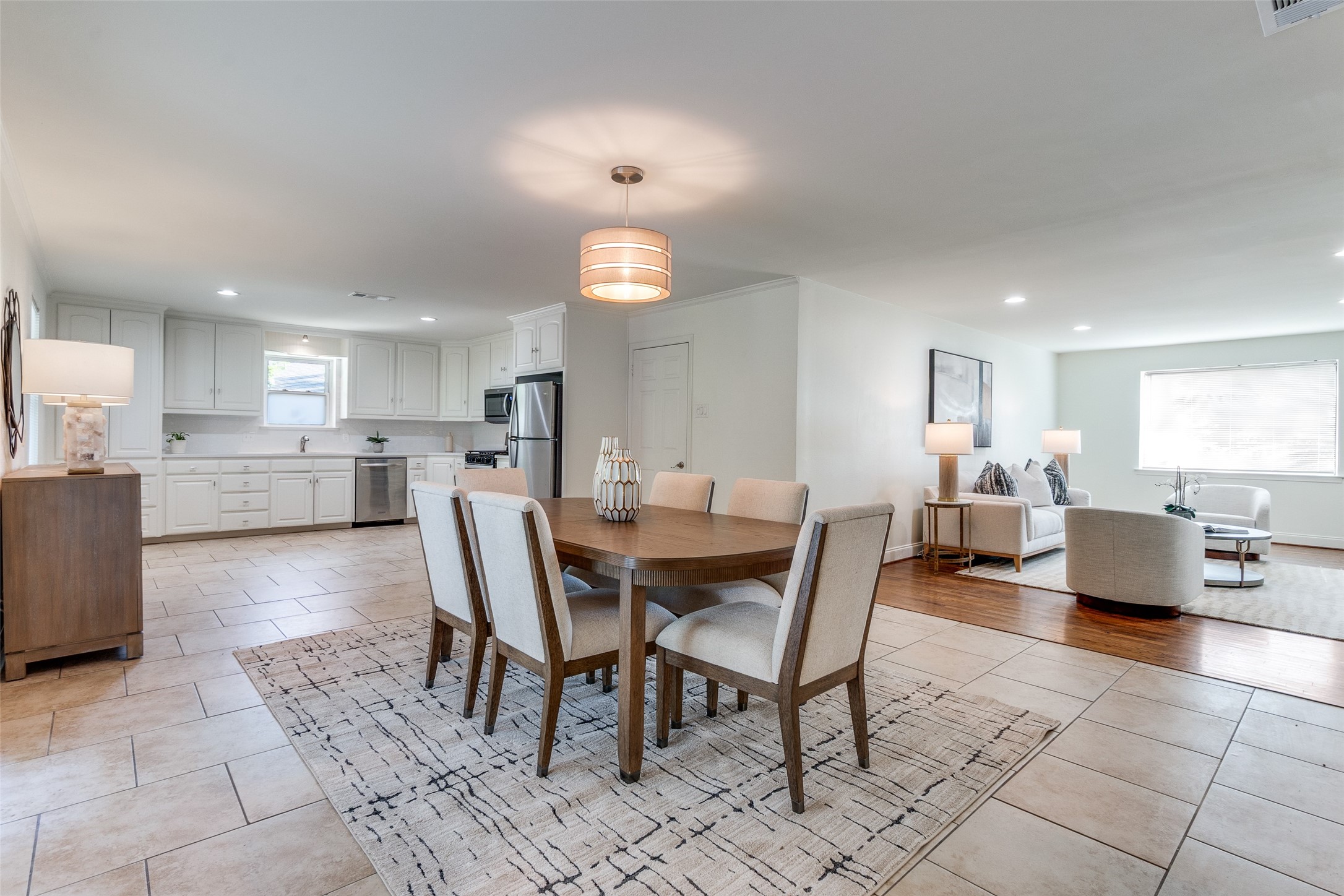 2319 Oldbridge Drive Dallas TX 75228