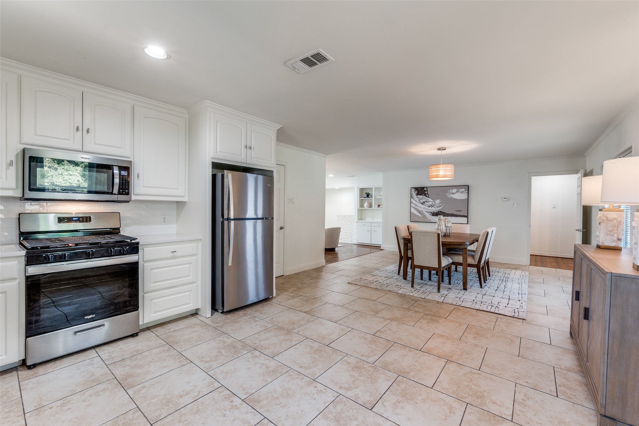 2319 Oldbridge Drive Dallas TX 75228