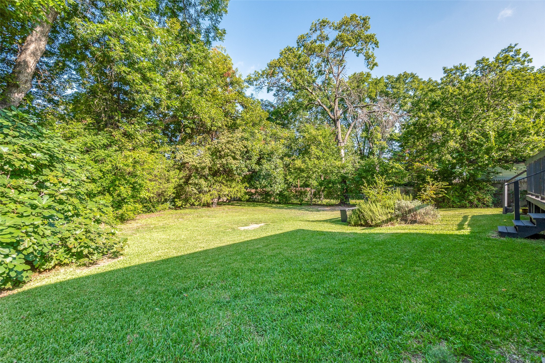 2319 Oldbridge Drive Dallas TX 75228