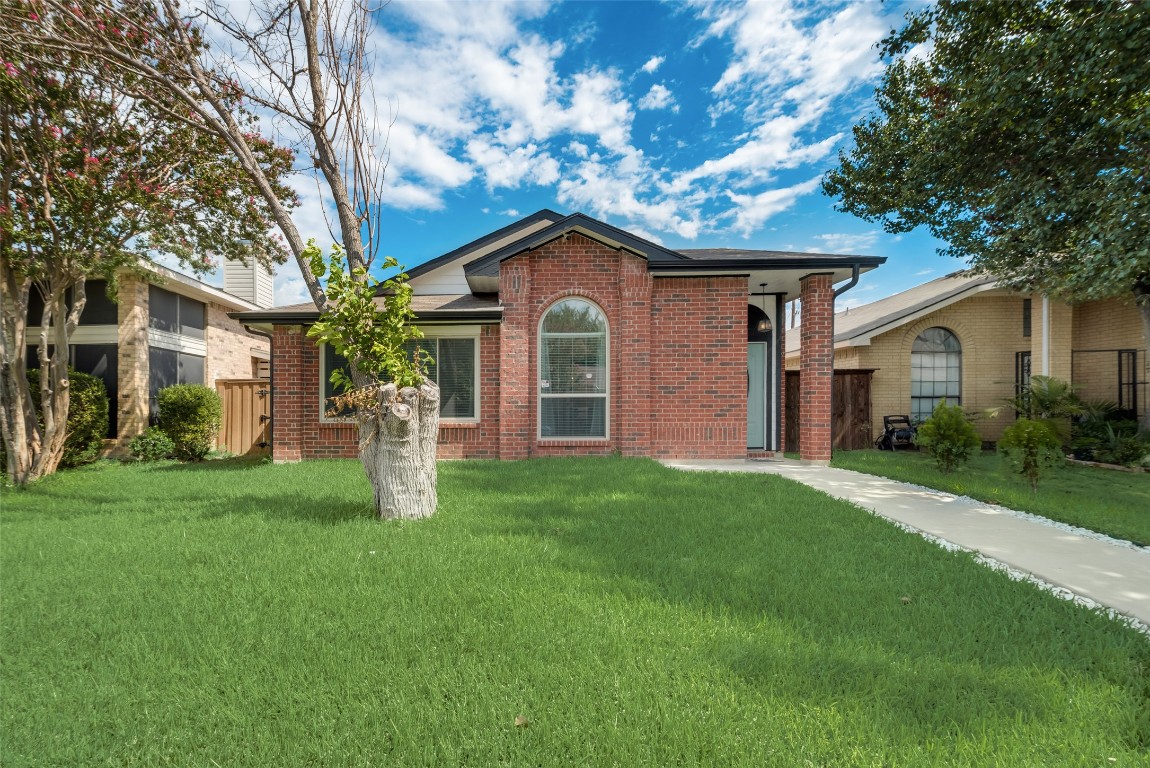 2755 Oak Bend Lane Dallas TX 75227