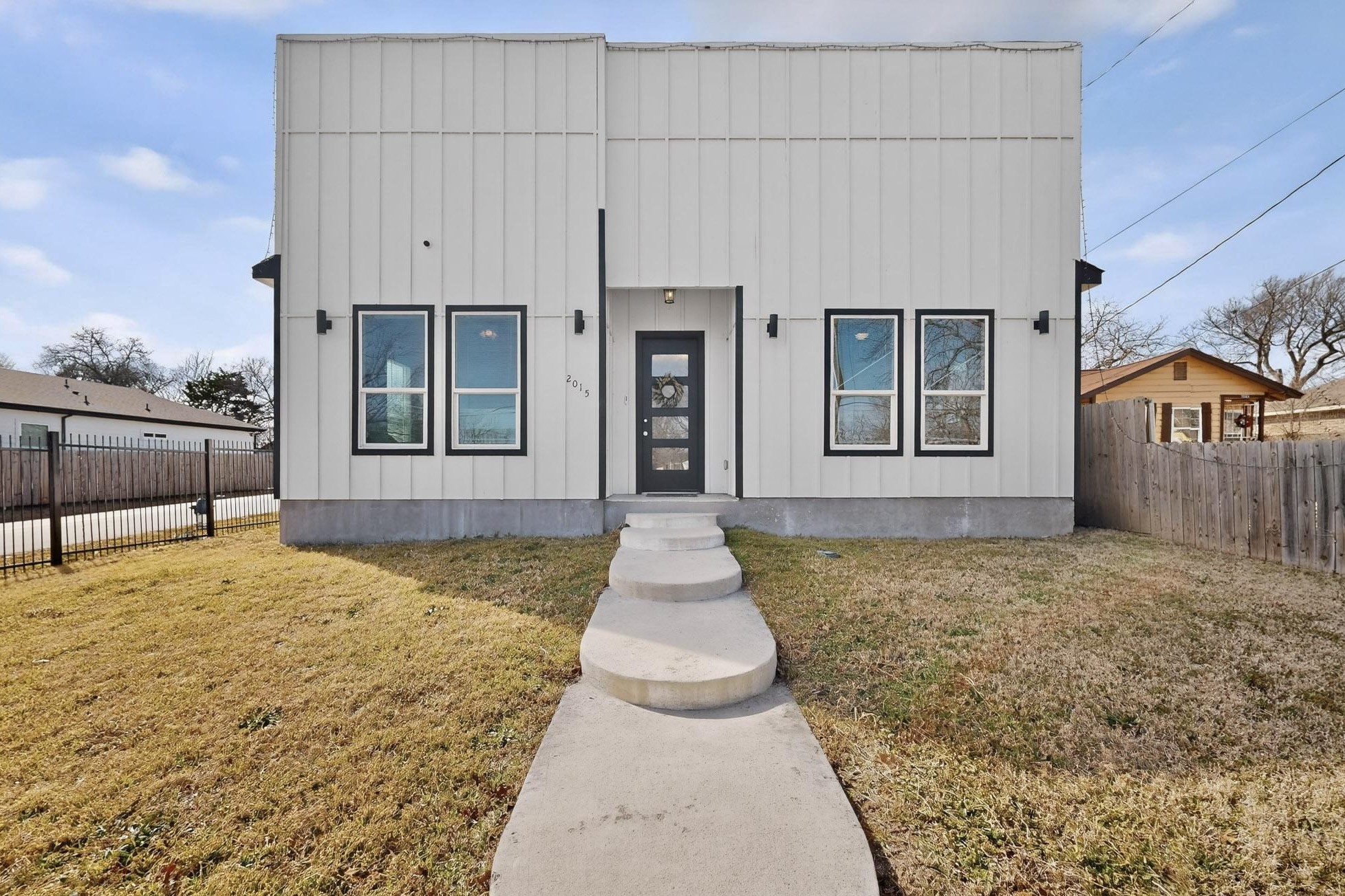 2015 Volga Avenue Dallas TX 75216