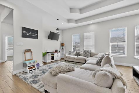 2015 Volga Avenue Dallas TX 75216