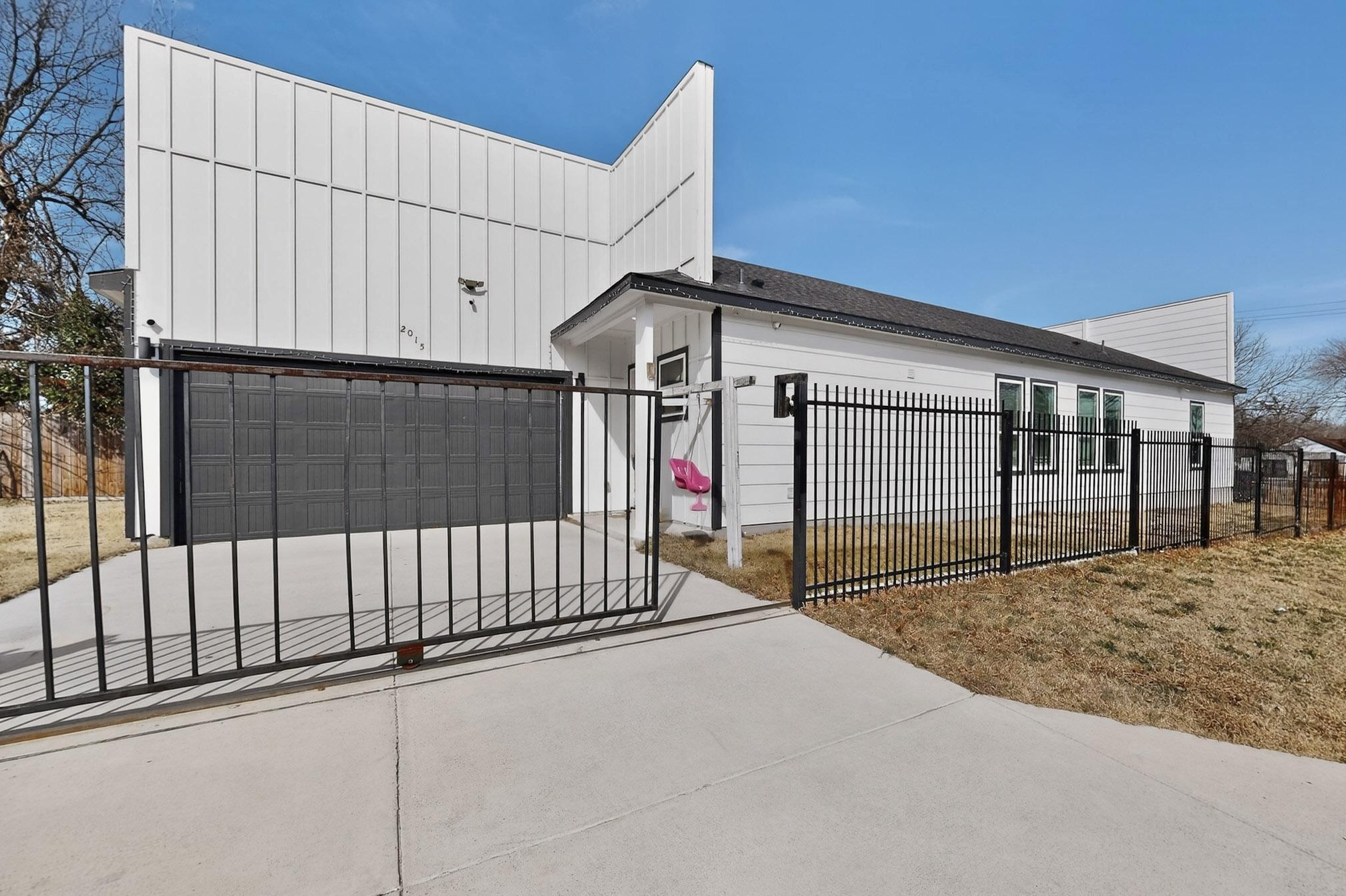 2015 Volga Avenue Dallas TX 75216