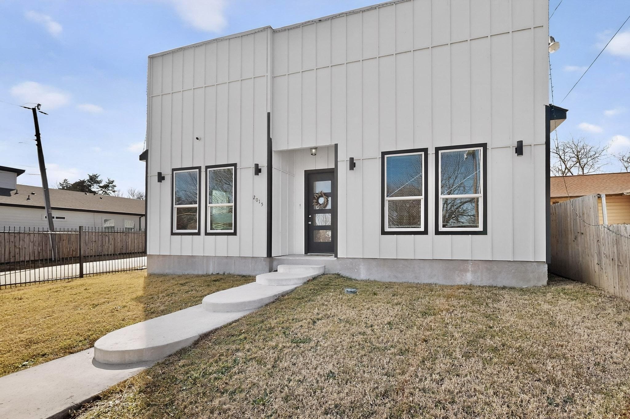 2015 Volga Avenue Dallas TX 75216