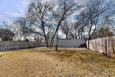 2015 Volga Avenue Dallas TX 75216