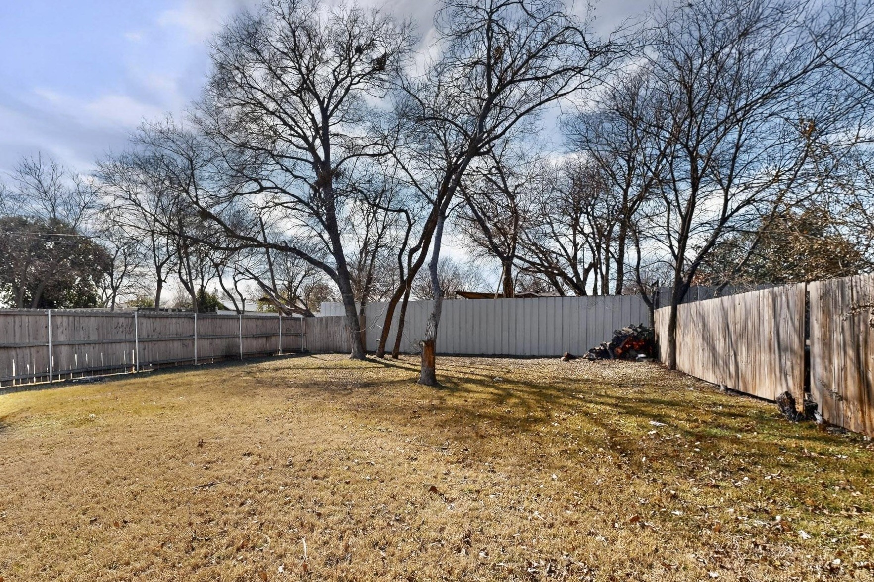 2015 Volga Avenue Dallas TX 75216