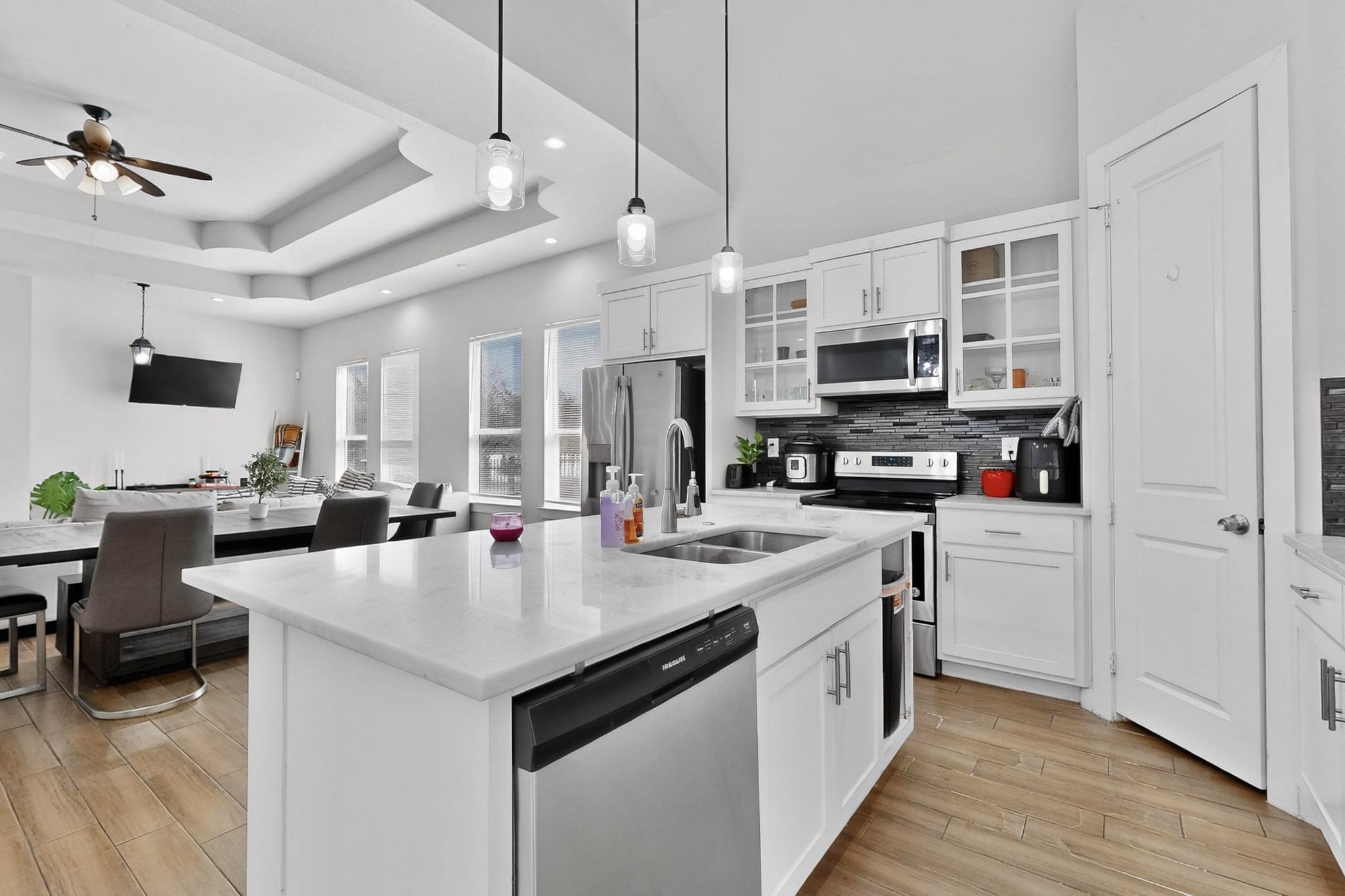 2015 Volga Avenue Dallas TX 75216