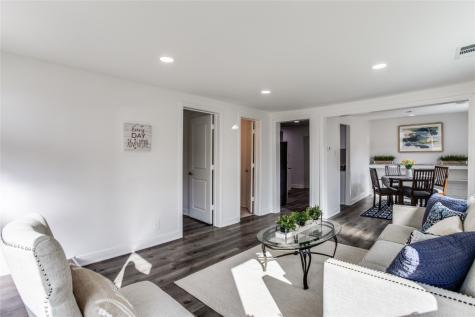 2331 E Ann Arbor Avenue Dallas TX 75216