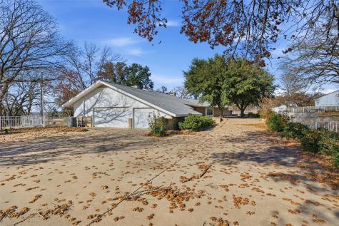 5300 Highway 2247 De Leon TX 76444