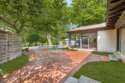 6467 Danbury Lane Dallas TX 75214