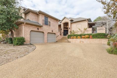 11 Winding Creek Trail Garland TX 75043