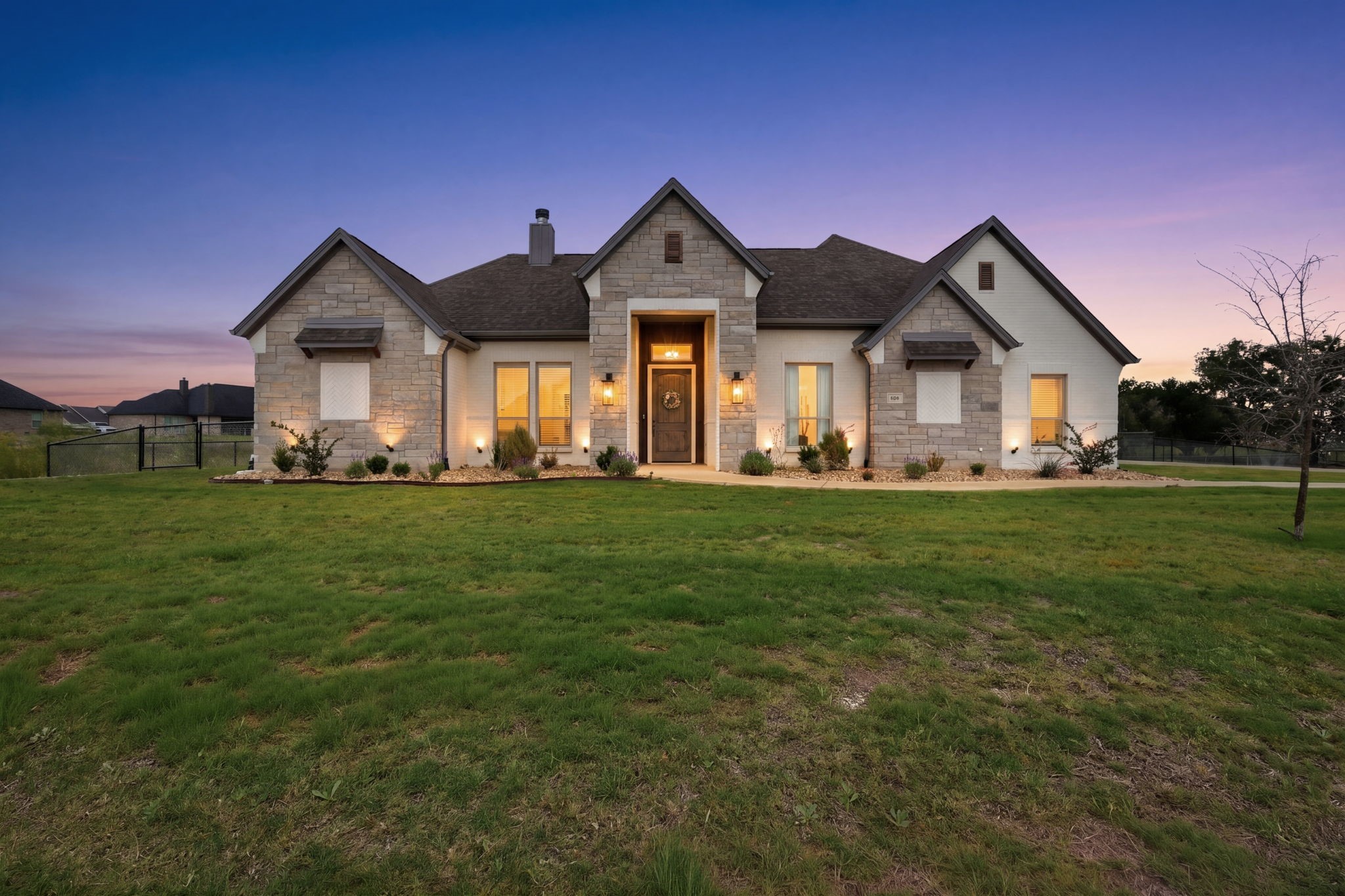 805 Wind River Pass Azle TX 76020